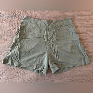 NWT BYTAVI Sage Olive Green Shorts XL Sustainable Ethical Recycled 5” Inseam